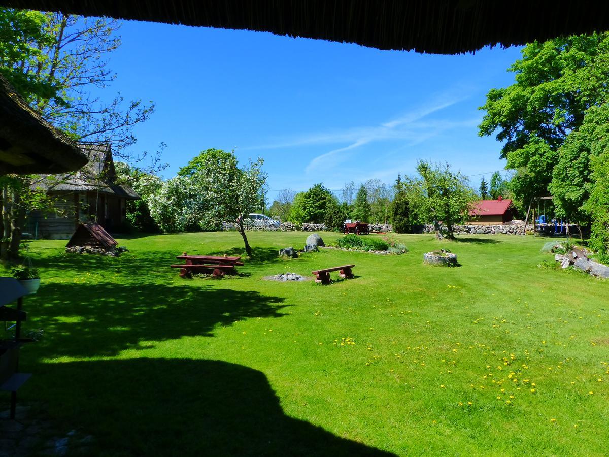 Toomalouka Tourist Farm Hotel Exterior photo